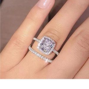 Absolutely Gorgeous Bridal Set size 9